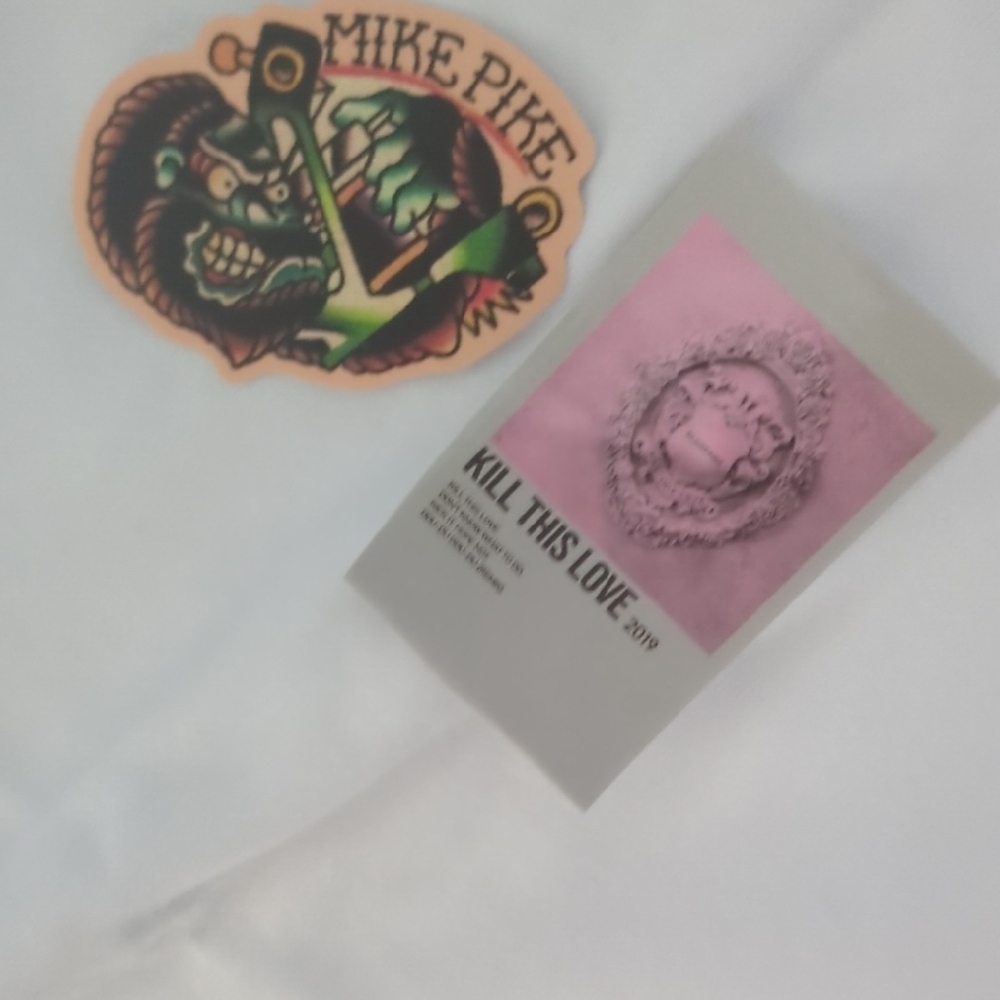 Tailor Vintage White Graphic Tee - Picture 10 of 12